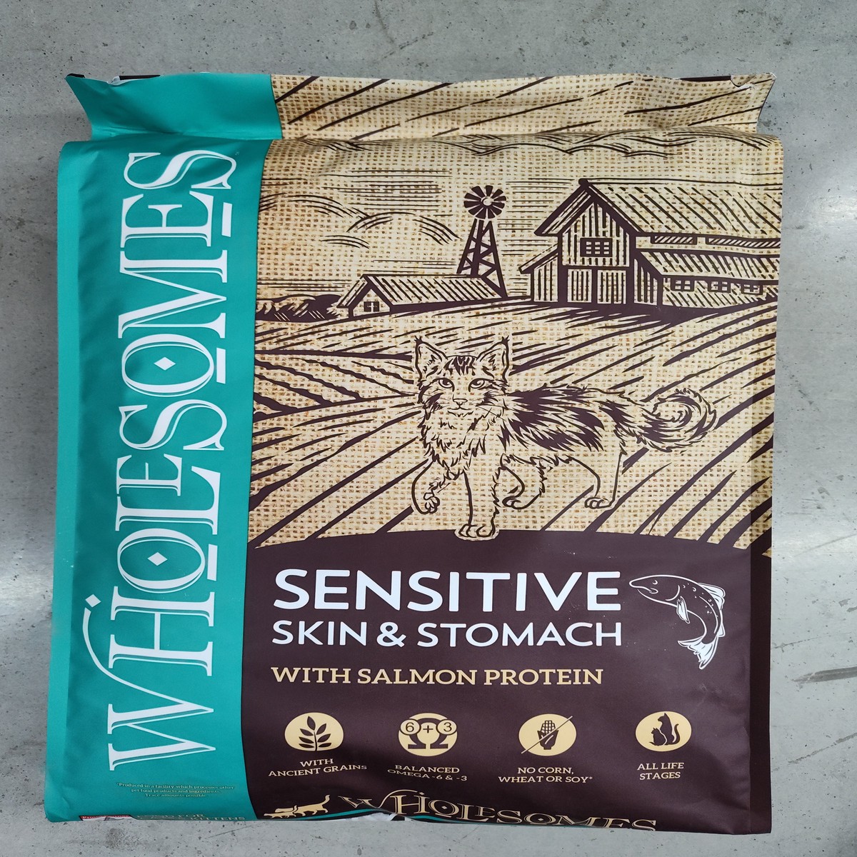 Wholesomes Snstv Salmon Cat Dry Cat Food